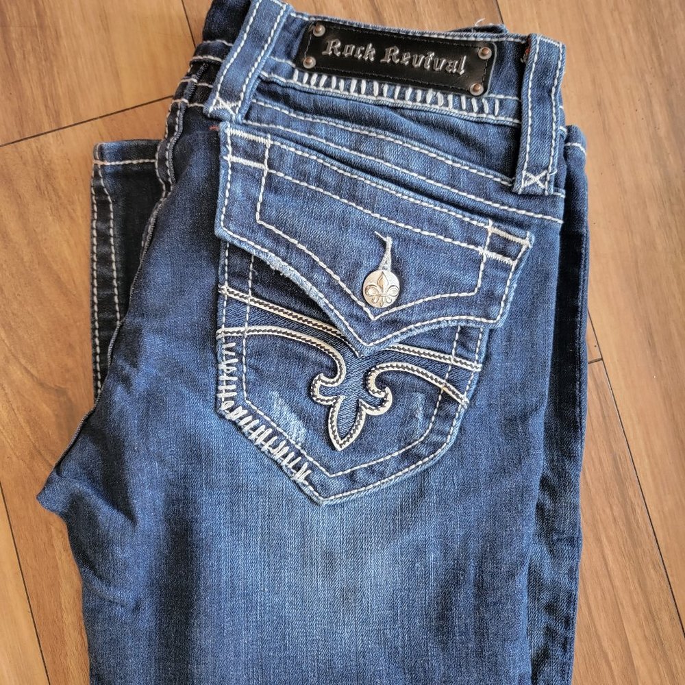 Rock Revival woman's 30